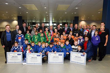 Награждение победителей конкурса проектов развития детского хоккея в рамках программы «Добрый Лед»