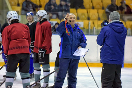 Поздравляем В.В. Юрзинова с юбилеем!