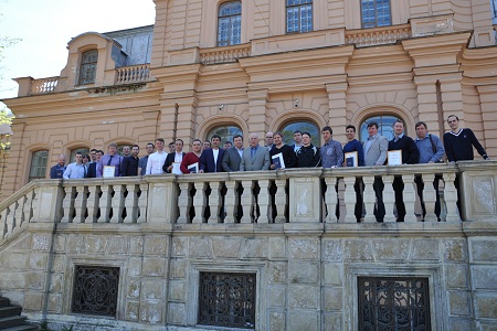 Объявлен конкурс на бесплатное обучение в ВШТ по хоккею им. Н.Г. Пучкова