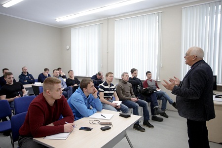 Объявлен конкурсный набор на курсы повышения квалификации для тренеров по хоккею